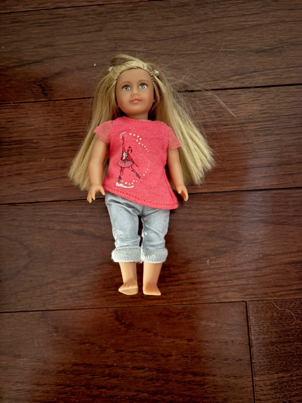Mini Isabelle Palmer American girl doll